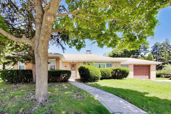 3360 W Arthur Avenue, Lincolnwood, IL 60712