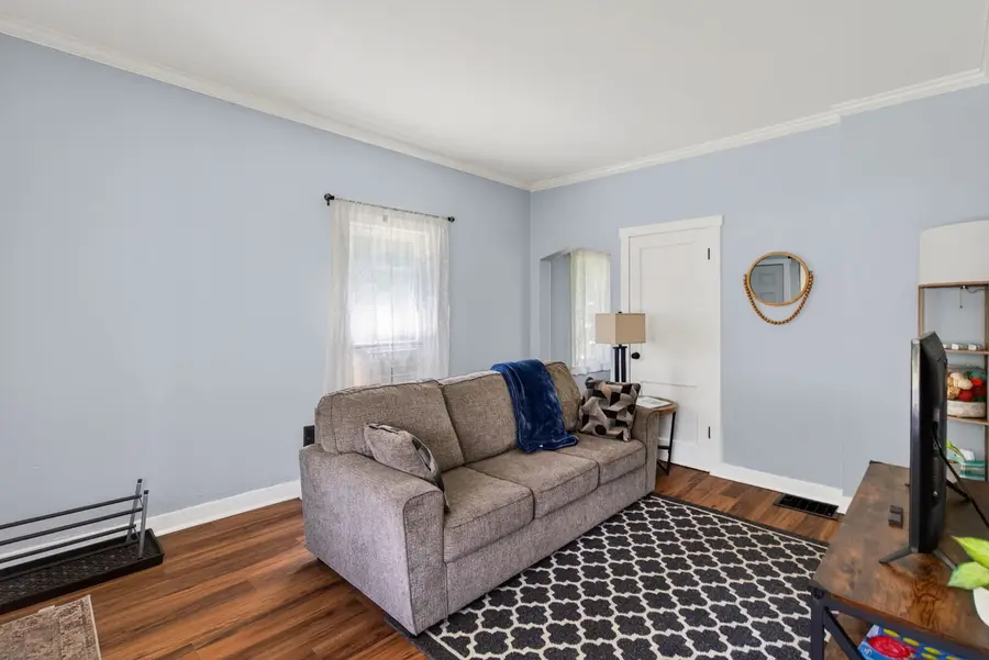 2113, 2115, 2117 Kirkwood Boulevard, Davenport, IA 52803 - #3