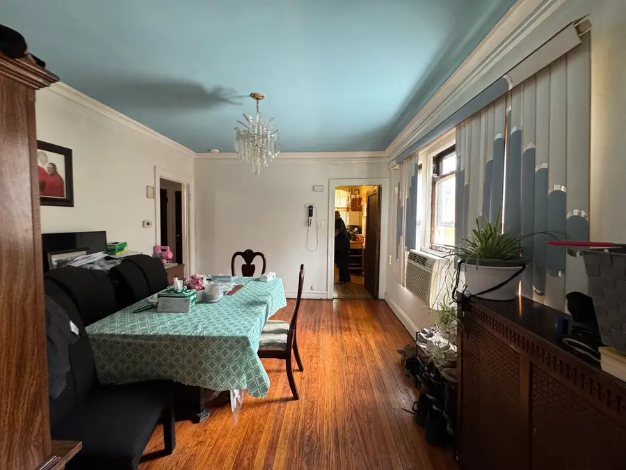 8431 S Dante Avenue, Chicago, IL 60619 - #3