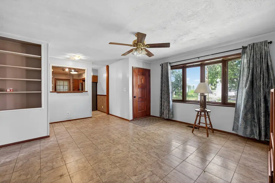 130 S Stott Street, Genoa, IL 60135 - #3