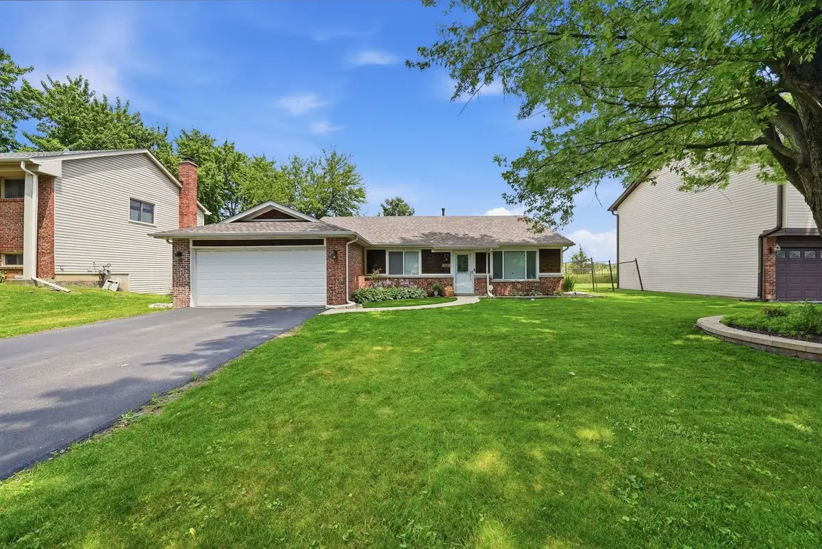 416 Ingleside Drive, Bolingbrook, IL 60490 - #1