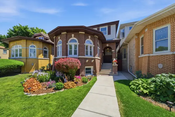 1755 N New England Avenue, Chicago, IL 60707