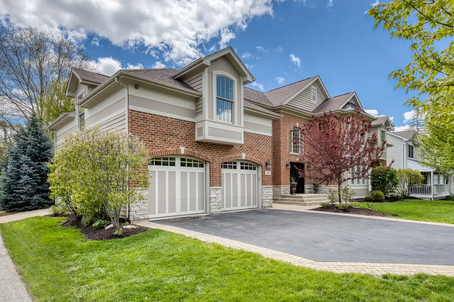 119 Roslyn Road, Barrington, IL 60010 - #2