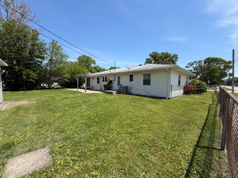 8848 Merrimac Avenue, Oak Lawn, IL 60453 - #3