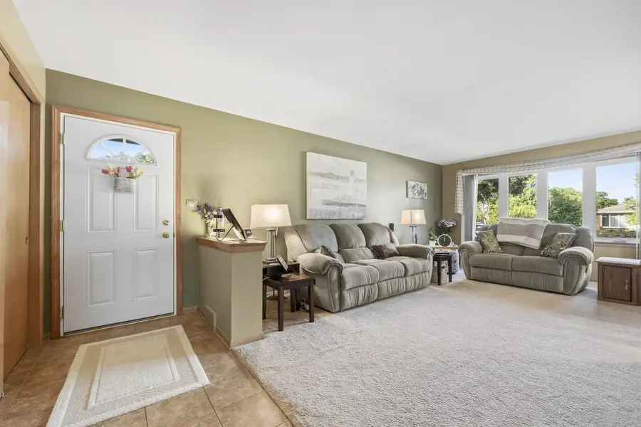1920 Koehler Drive, Des Plaines, IL 60018 - #3