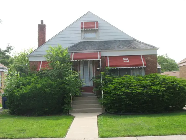 1913 S 24th Avenue, Maywood, IL 60153