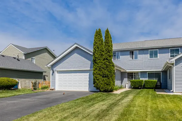 2900 Dorothy Drive, Aurora, IL 60504