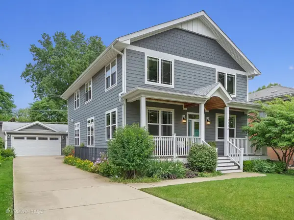 1114 S Stone Avenue, La Grange, IL 60525