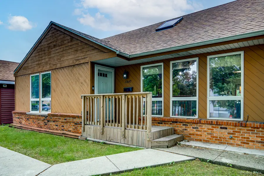 11647 S Tripp Avenue, Alsip, IL 60803 - #2
