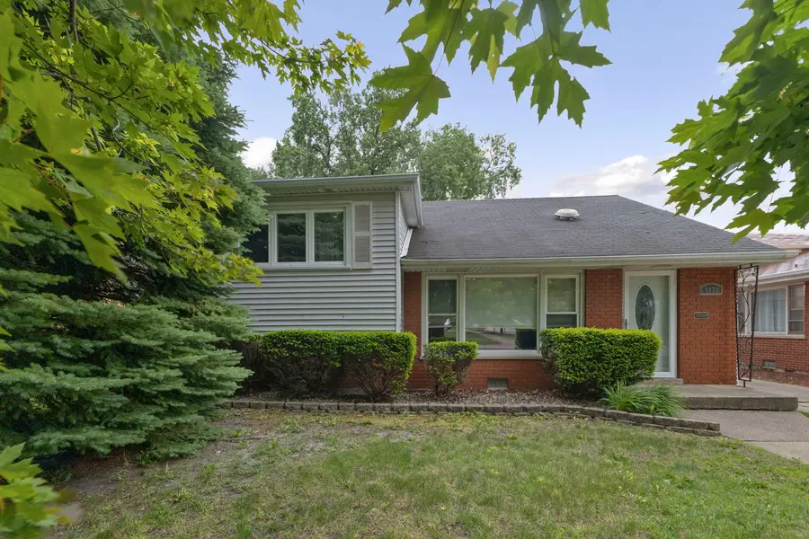 4821 W 105th Street, Oak Lawn, IL 60453 - #2