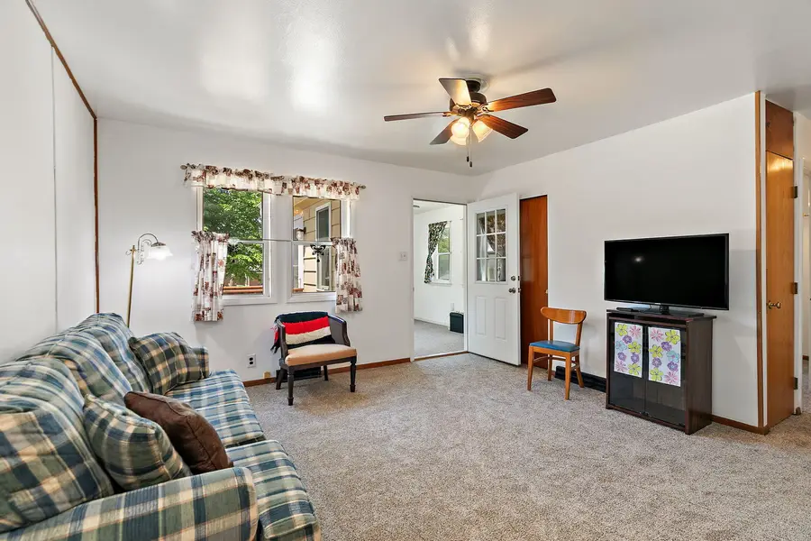 66 E North Avenue, Cortland, IL 60112 - #3