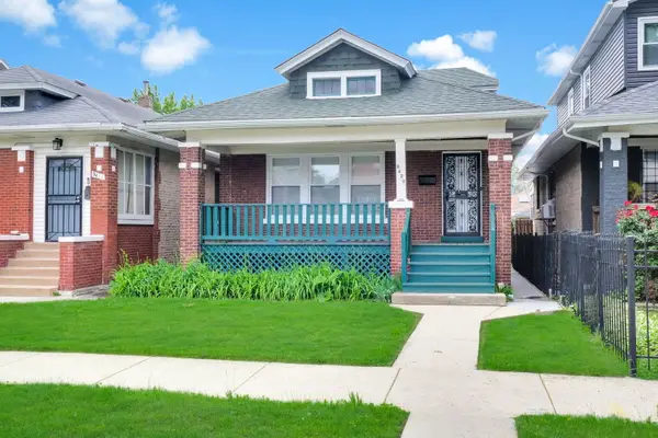 9420 S Saint Lawrence Avenue, Chicago, IL 60619