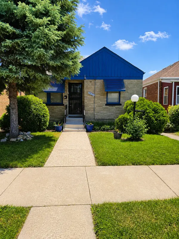 9823 S Drexel Avenue, Chicago, IL 60628