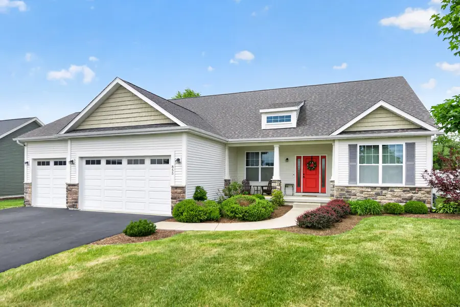 855 Coventry Circle N, Sycamore, IL 60178 - #2