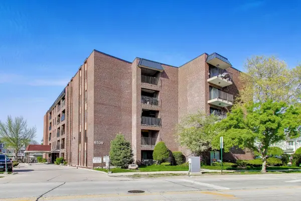 6330 Lincoln Avenue #4G, Morton Grove, IL 60053