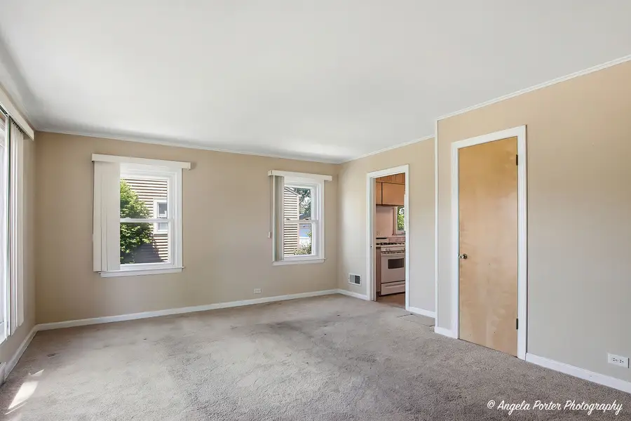1972 Fargo Avenue, Des Plaines, IL 60018 - #3