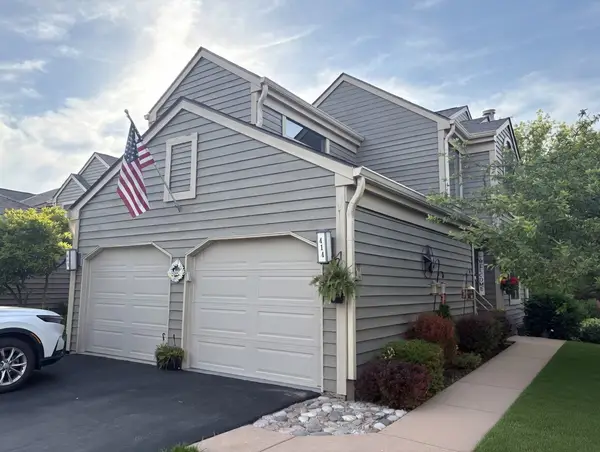 414 White Oak Lane, Barrington, IL 60010