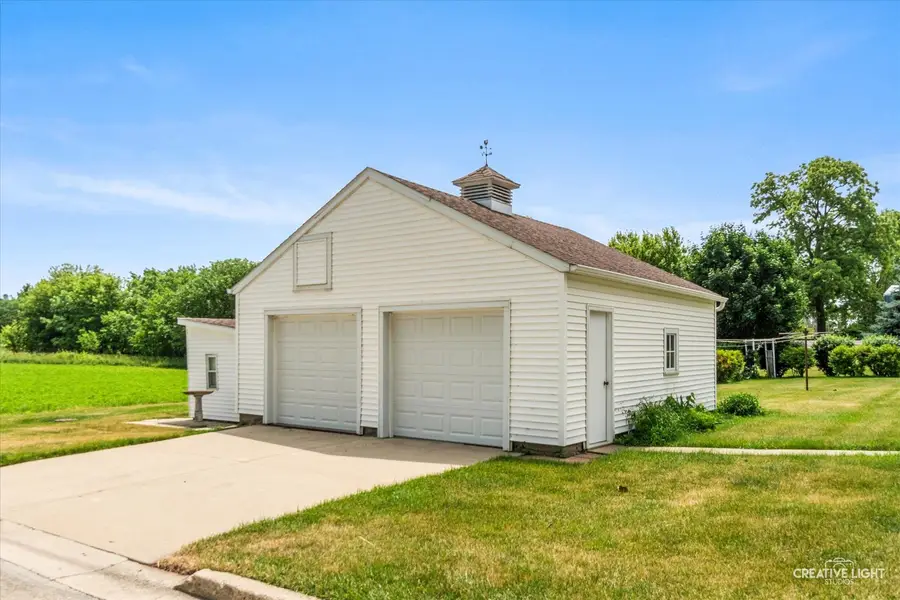 305 E Navaho Avenue, Shabbona, IL 60550 - #3