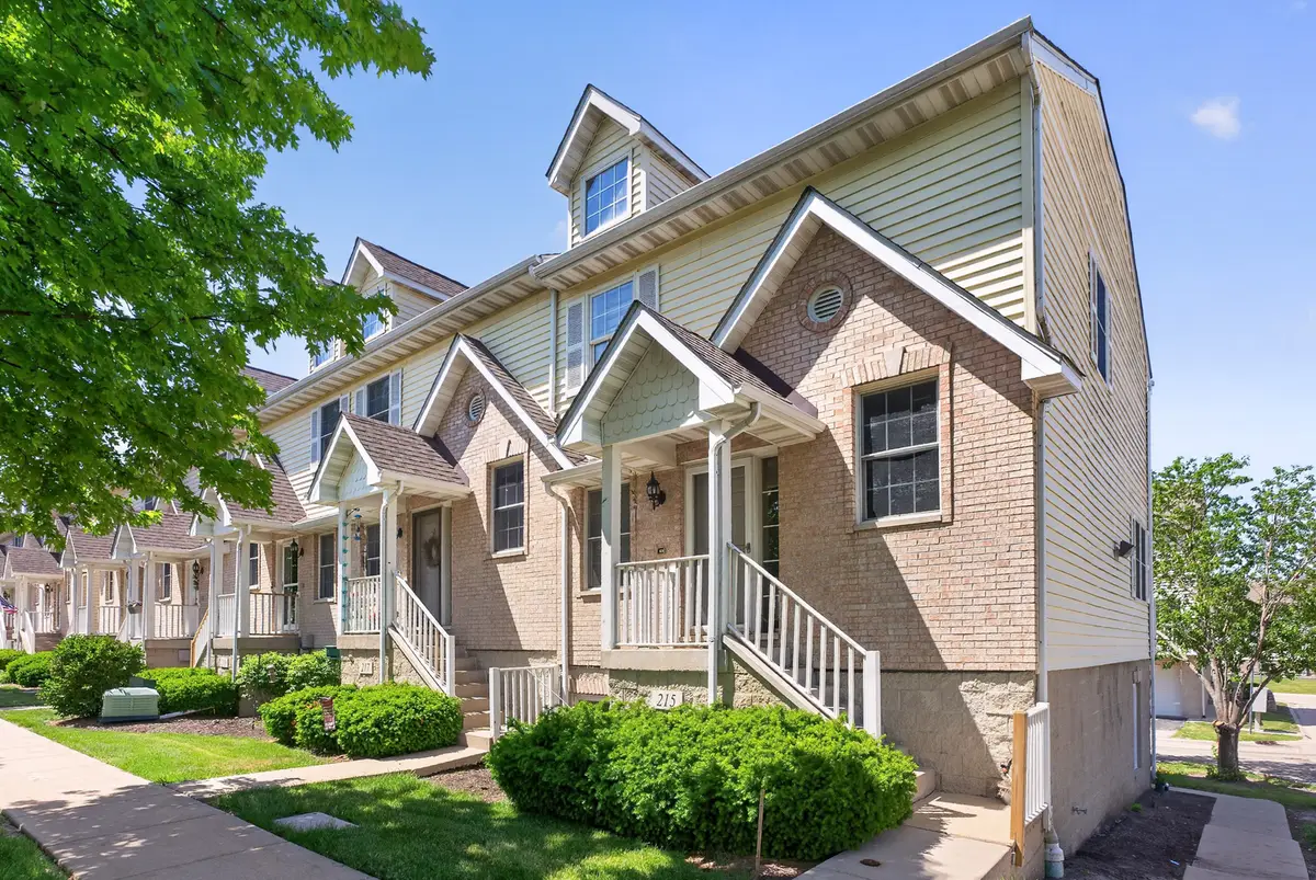 215 W Cortland Center Road, Cortland, IL 60112 - #1