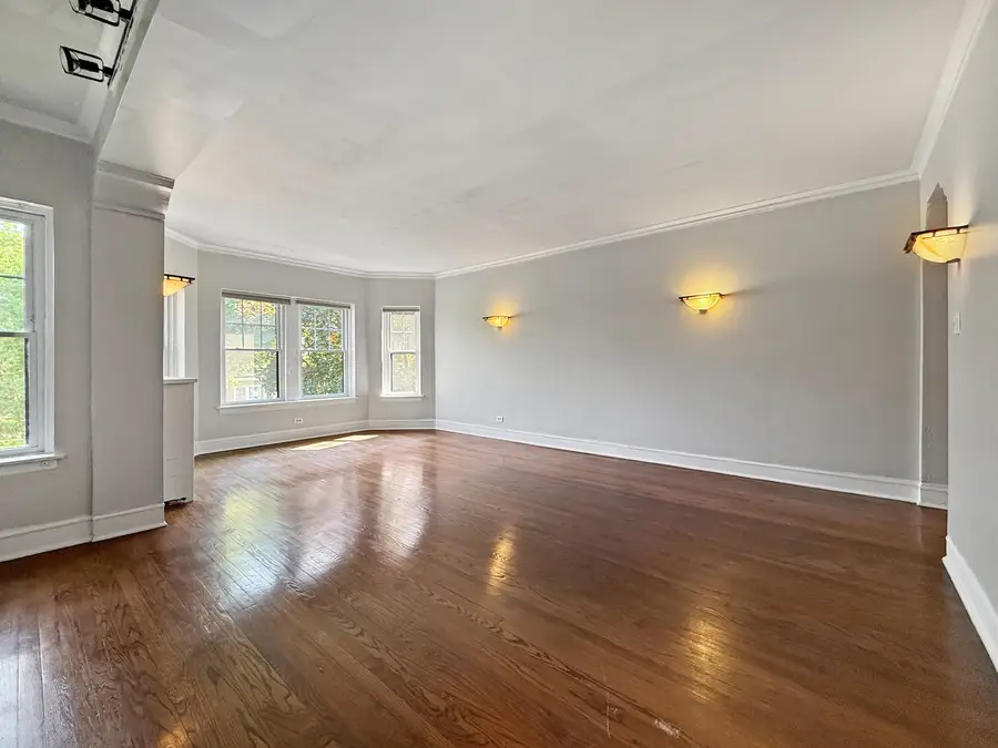 1716 W Estes Avenue #2E, Chicago, IL 60626 - #3