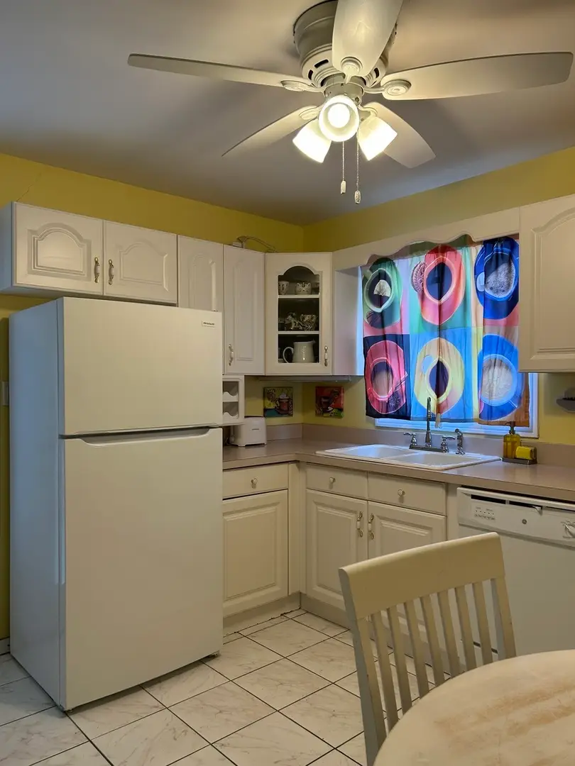 3313 Fairview Avenue, South Chicago Heights, IL 60411 - #3