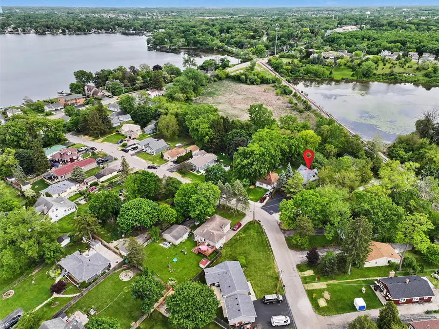 26131 W Lakeview Avenue, Ingleside, IL 60041 - #2