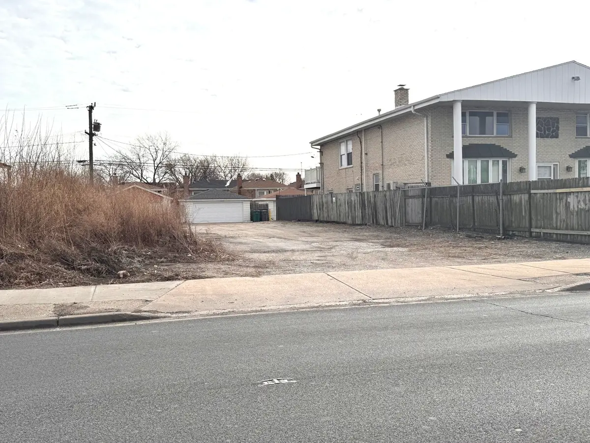 4825 S Central Avenue, Chicago, IL 60638 - #1