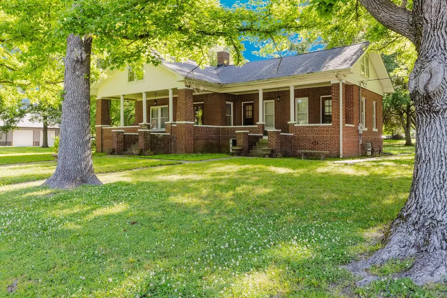 207 S Maple Street, Cambria, IL 62915 - #2
