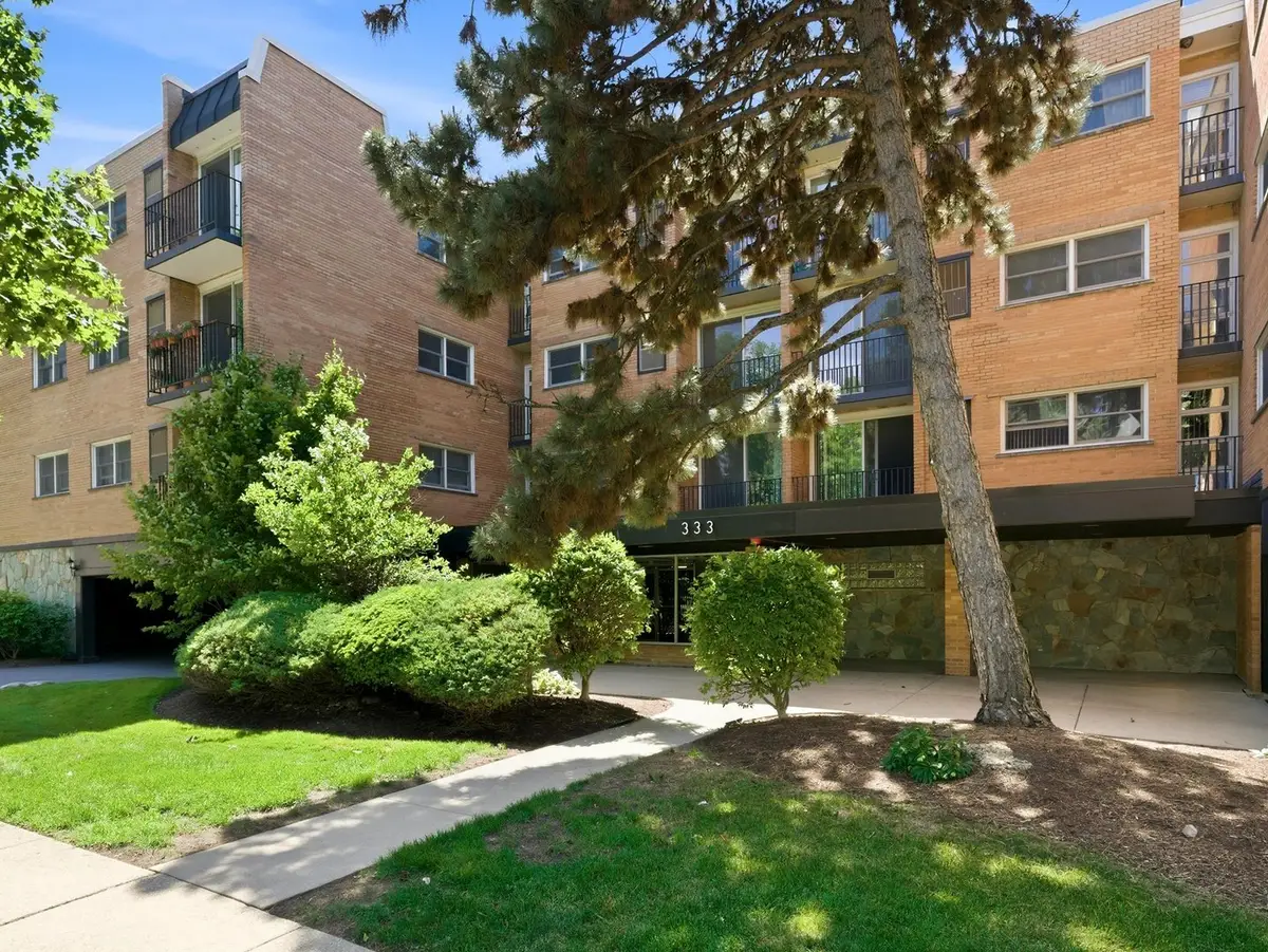 333 S East Avenue #306, Oak Park, IL 60302 - #1