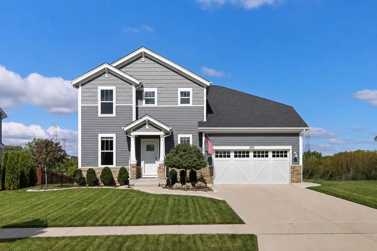 260 E Parkland Drive, Island Lake, IL 60042 - #1