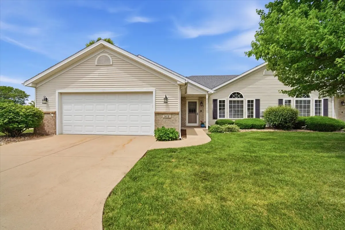 1419 Inglewood Circle, Bloomington, IL 61704 - #1