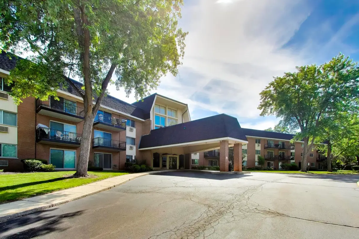 Address Withheld By Seller, Glen Ellyn, IL 60137 - #1
