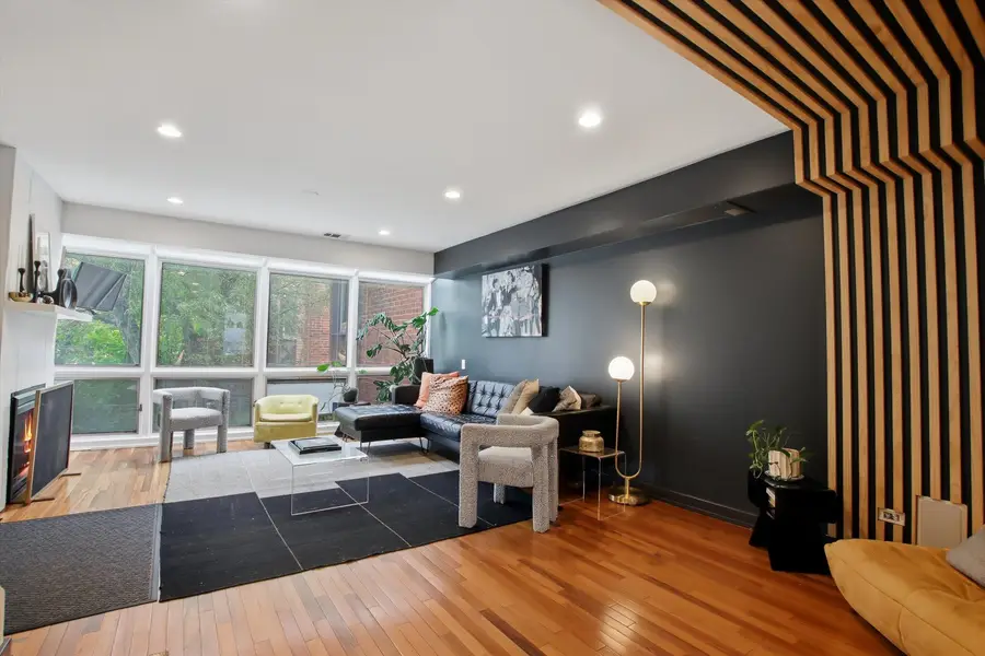 2170 N Lincoln Avenue, Chicago, IL 60614 - #3