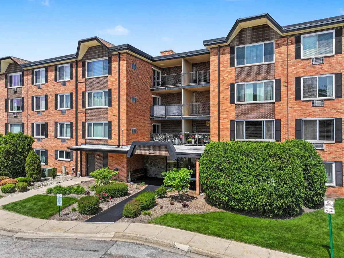 1227 S Old Wilke Road #210, Arlington Heights, IL 60005 - #1