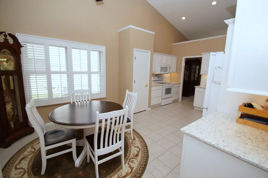 5260 Friendship Drive #5260, Davenport, IA 52804 - #3