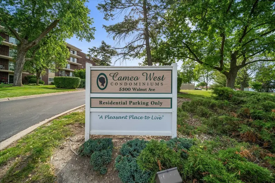 5300 Walnut Avenue #19C, Downers Grove, IL 60515 - #2