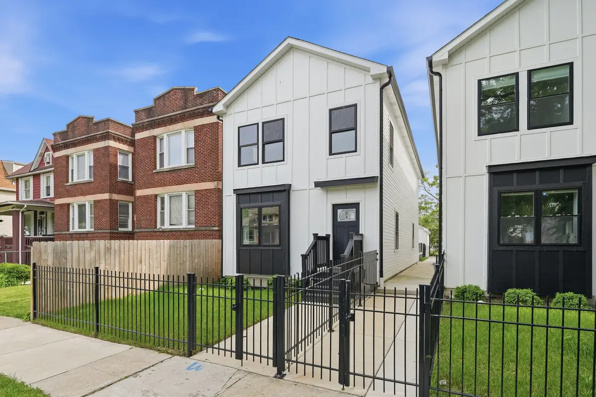5729 W Ohio Street, Chicago, IL 60644 - #1