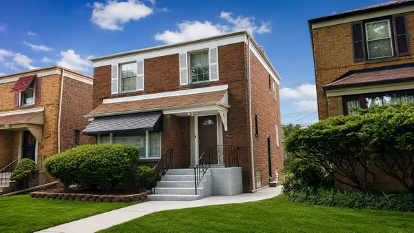 9330 S Justine Street, Chicago, IL 60620
