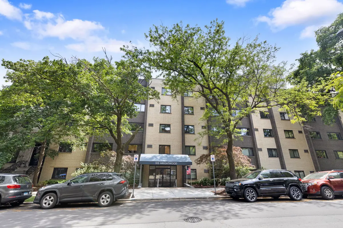 515 W Wrightwood Avenue #210, Chicago, IL 60614 - #1
