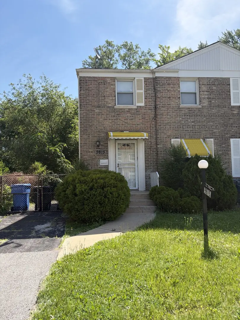 9815 S Clyde Avenue, Chicago, IL 60617 - #2