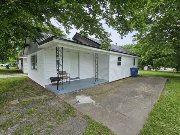 911 S 25th Street, Mt Vernon, IL 62864