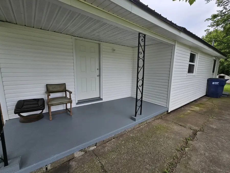 911 S 25th Street, Mount Vernon, IL 62864 - #3