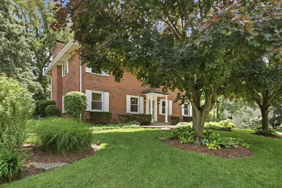 1065 Barneswood Drive, Downers Grove, IL 60515 - #2