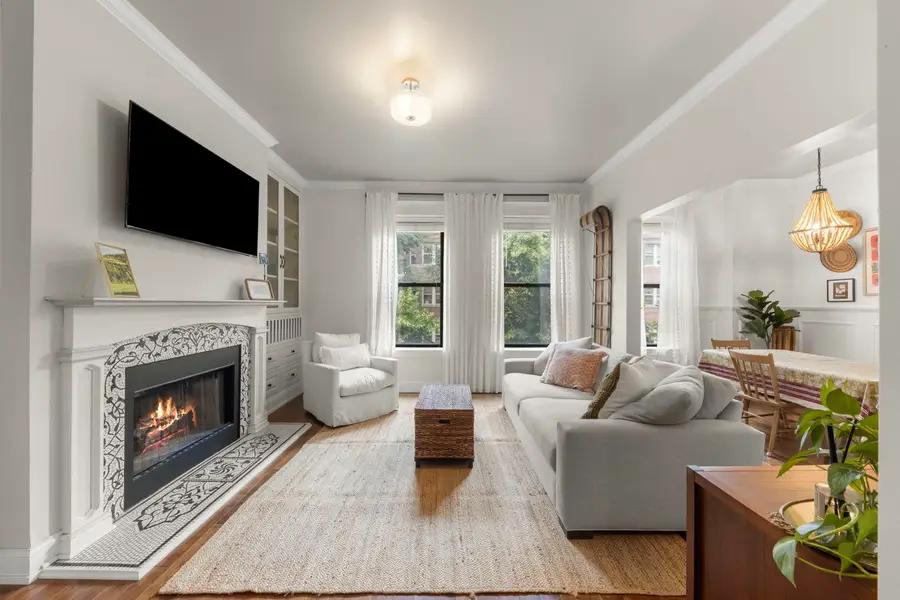 2837 N Cambridge Avenue #2, Chicago, IL 60657 - #3