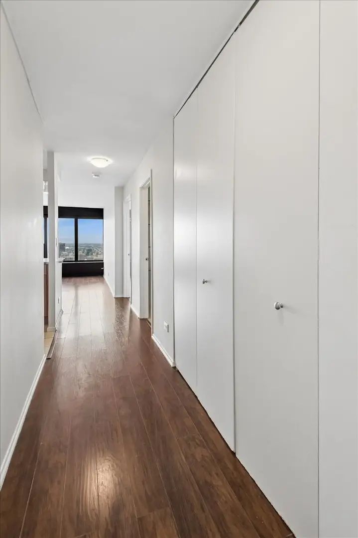 30 E Huron Street #4905, Chicago, IL 60611 - #2