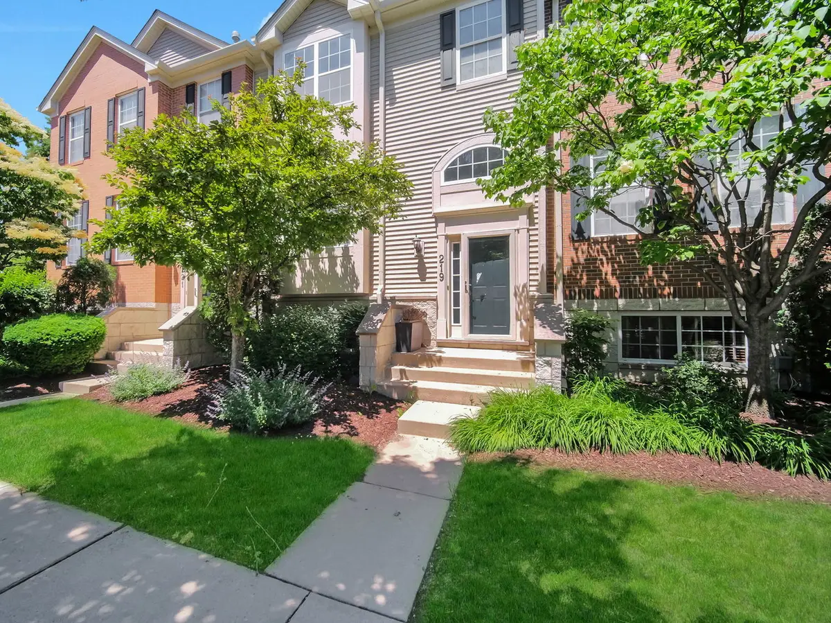 219 Willow Boulevard #1202B, Willow Springs, IL 60480 - #1