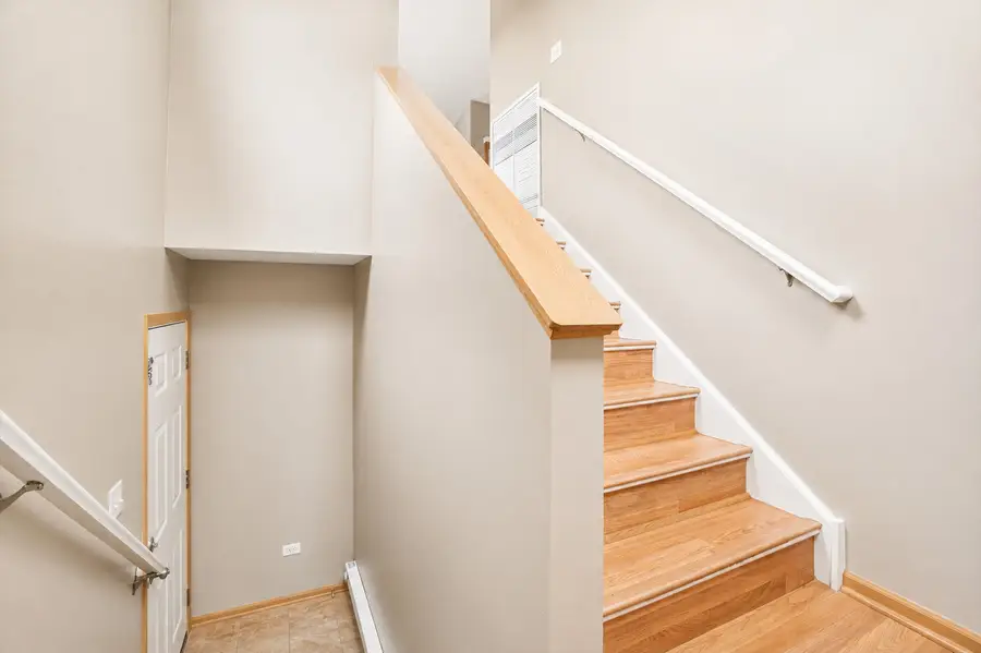 1623 Silverstone Drive #1623, Carpentersville, IL 60110 - #2