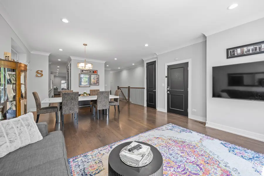 2743 N Ashland Avenue #1N, Chicago, IL 60614 - #3