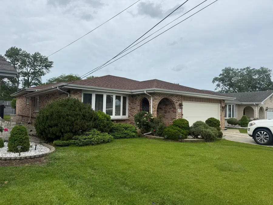 6716 W 89th Place, Oak Lawn, IL 60453 - #2