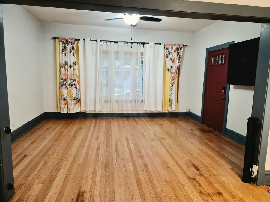 6437 33rd Street, Berwyn, IL 60402 - #3